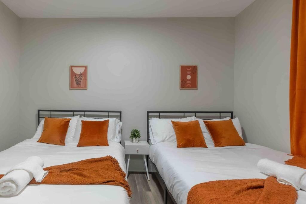 Pumpkin Premise By Airport, 5 Beds, Sleeps 8, Book 7 Days, Get 20 Percent Off Apartment นูวาร์ก ภายนอก รูปภาพ