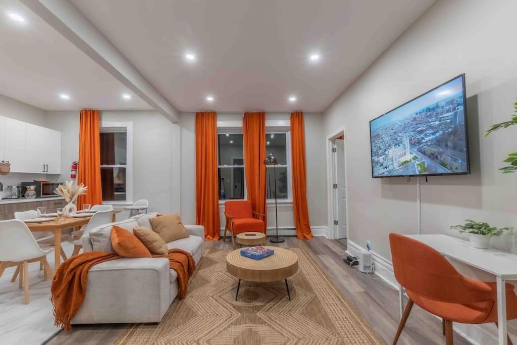 Pumpkin Premise By Airport, 5 Beds, Sleeps 8, Book 7 Days, Get 20 Percent Off Apartment นูวาร์ก ภายนอก รูปภาพ
